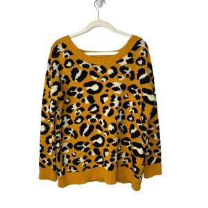 Cozy Casual Leopard Print Sweater Cut Out Back Medium Large